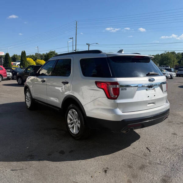2016 Ford Explorer