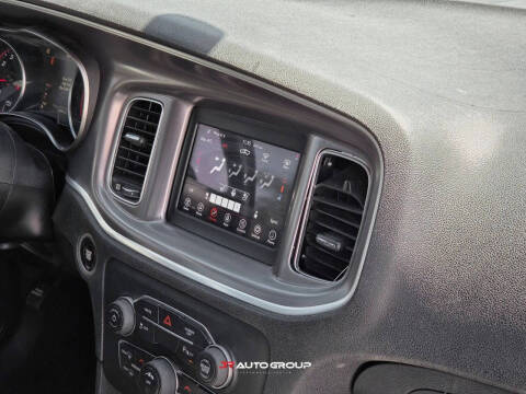 2019 Dodge Charger SXT