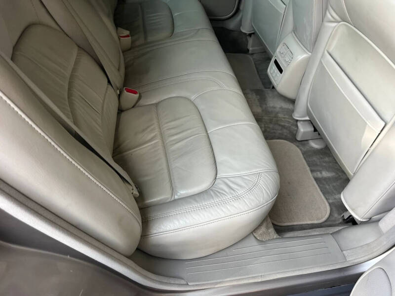 2004 Cadillac DeVille