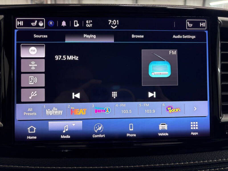 2022 Chrysler Pacifica Touring L