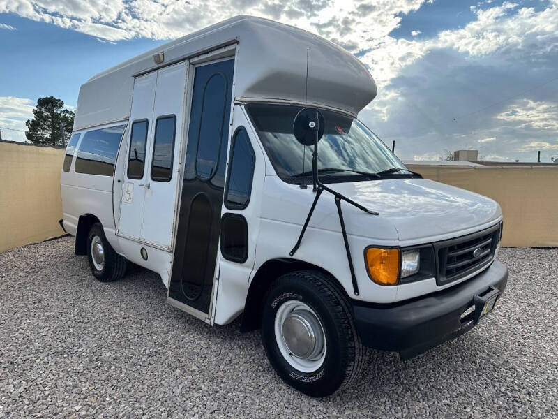 2004 Ford E-Series