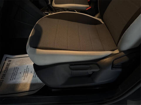 2025 Volkswagen Taos S