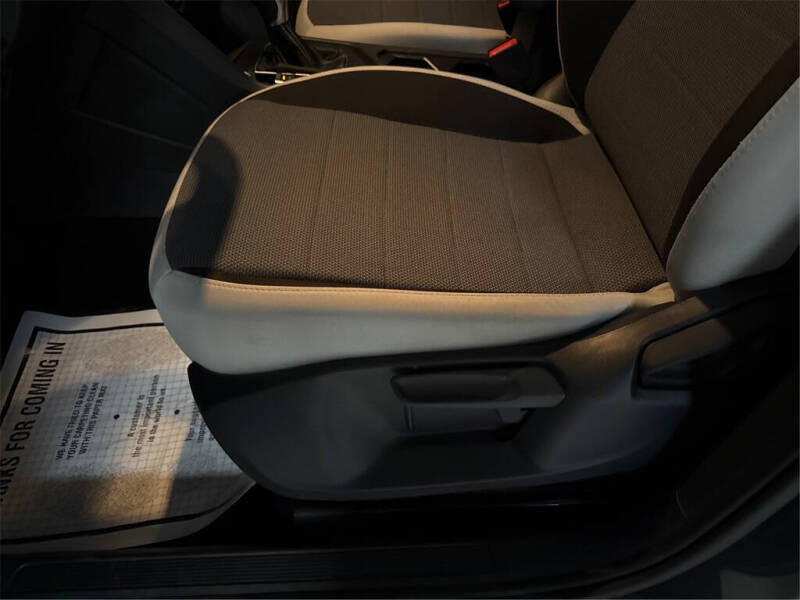 2025 Volkswagen Taos S