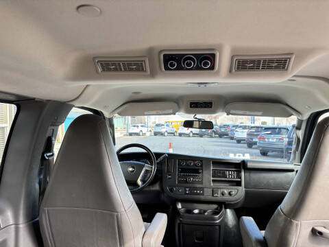 2017 Chevrolet Express LS 2500