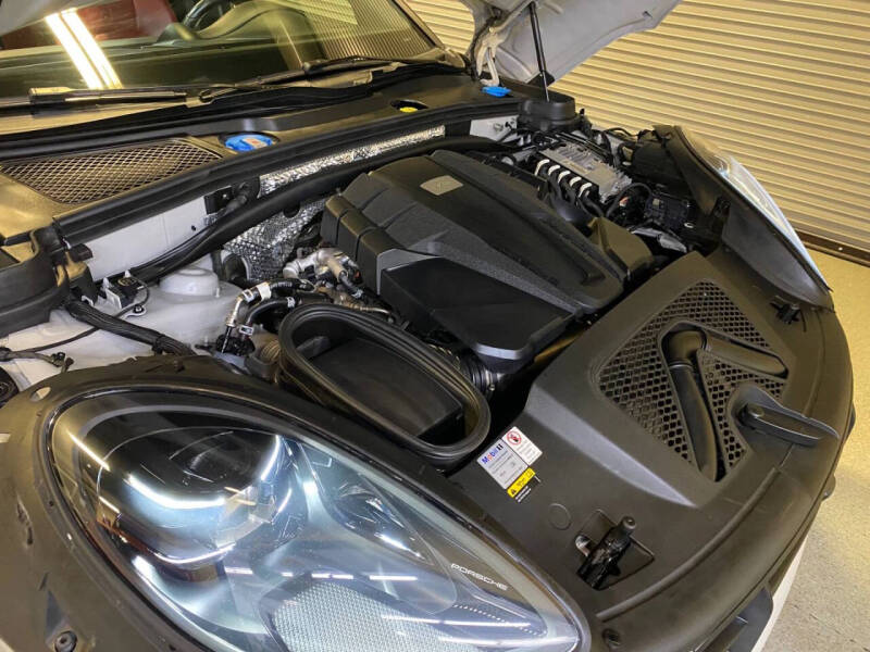 2021 Porsche Macan GTS