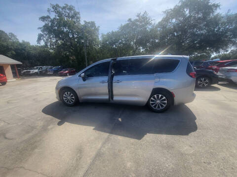 2017 Chrysler Pacifica Touring