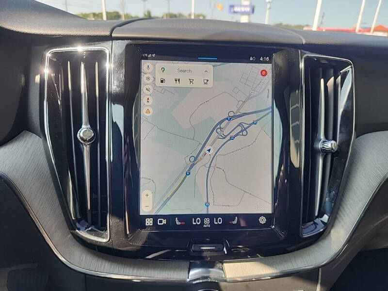 2025 Volvo XC60 B5 Plus Dark Theme