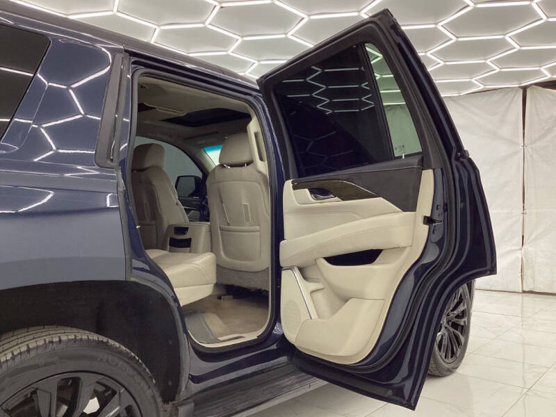 2020 Cadillac Escalade Luxury