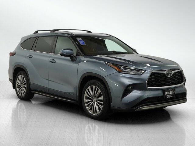 2024 Toyota Highlander Platinum