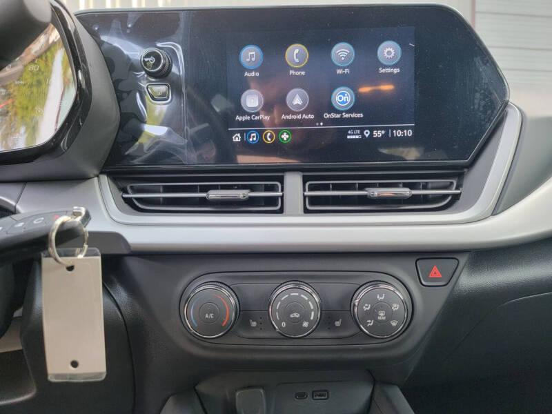 2024 Chevrolet Trax RS