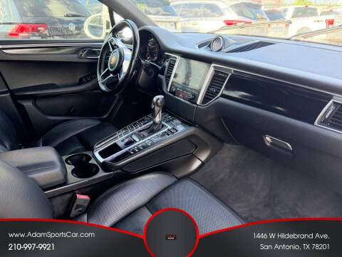 2018 Porsche Macan