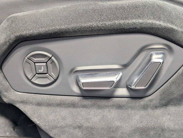 2023 Lamborghini Urus Performante