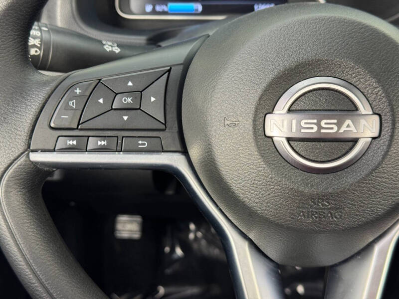 2025 Nissan LEAF S