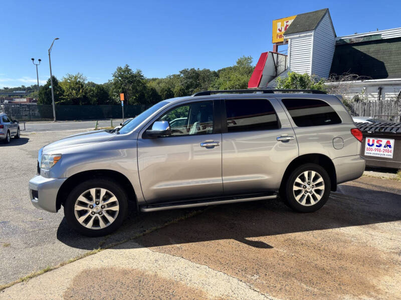 2010 Toyota Sequoia Limited