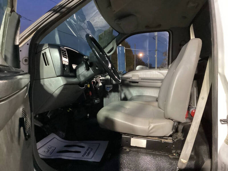 2003 Ford F-750 Super Duty