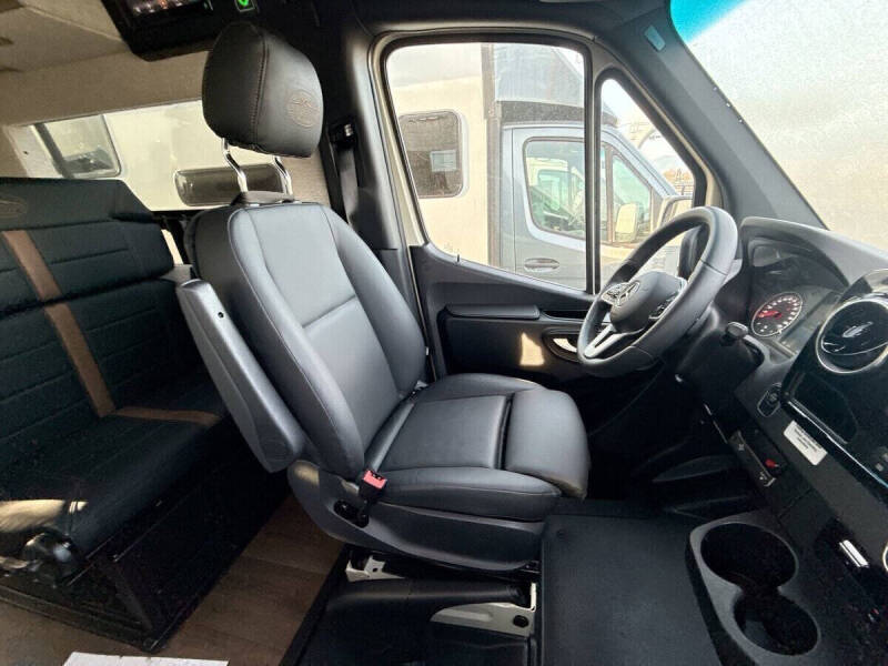 2024 Mercedes-Benz Sprinter