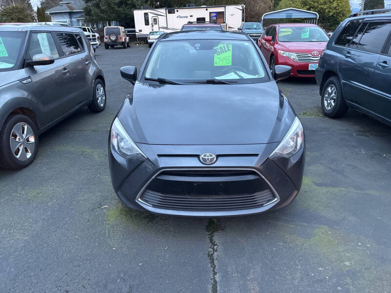 2017 Toyota Yaris iA Base's photo