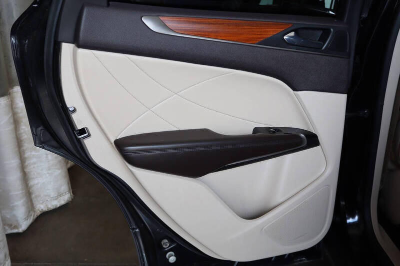 2018 Lincoln MKC Select