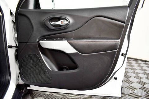 2017 Jeep Cherokee Trailhawk