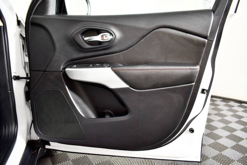 2017 Jeep Cherokee Trailhawk