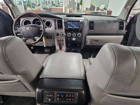 2013 Toyota Sequoia Platinum
