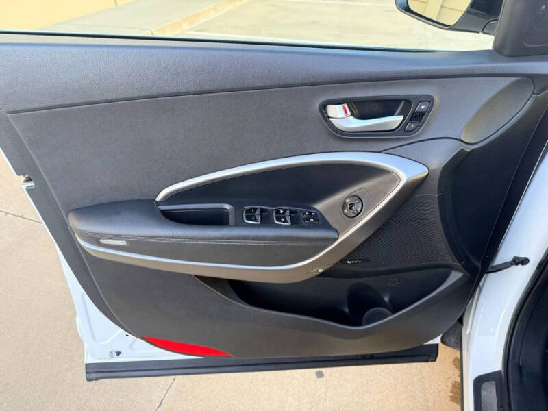 2017 Hyundai Santa Fe Sport 2.0T Ultimate