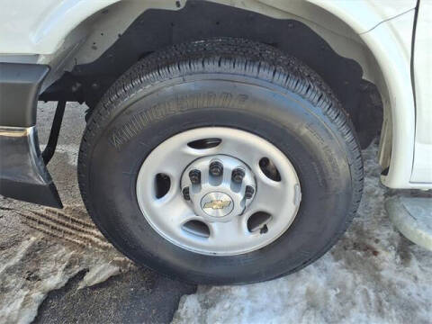 2024 Chevrolet Express 2500