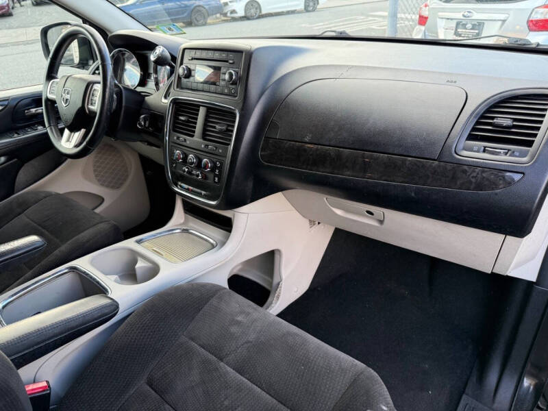2013 Dodge Grand Caravan SXT