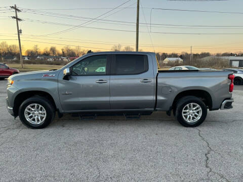 2020 Chevrolet Silverado 1500 for sale at M&R Auto Sales Inc in Bowling Green KY