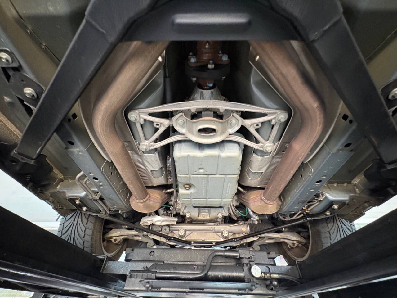 2005 Ford Thunderbird 56