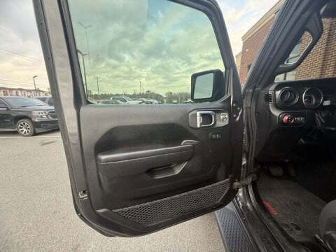 2022 Jeep Gladiator Altitude