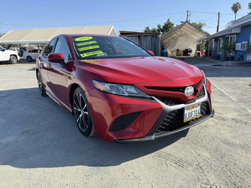 2019 Toyota Camry SE