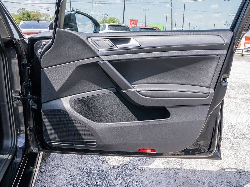 2021 Volkswagen Golf TSI