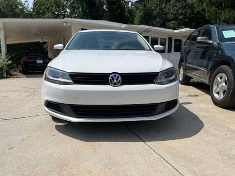 2011 Volkswagen Jetta for sale at Efficiency Auto Buyers in Milton GA