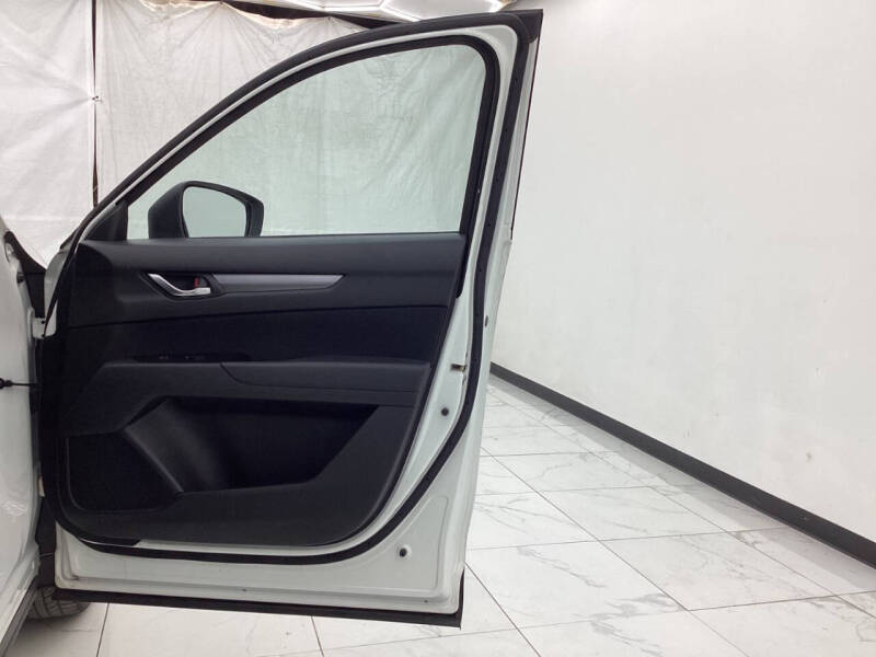 2017 Mazda CX-5 Sport