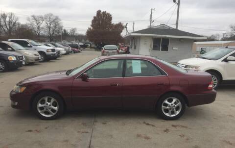 2001 Lexus ES 300 for sale at 6th Street Auto Sales in Marshalltown IA