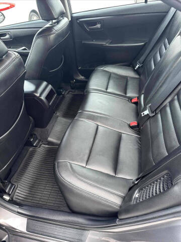 2017 Toyota Camry Hybrid