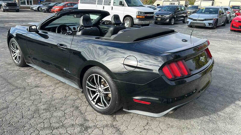 2017 Ford Mustang EcoBoost Premium