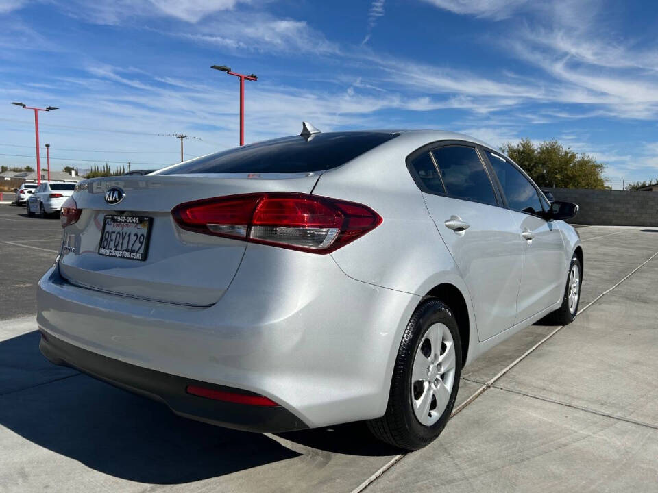 2018 Kia Forte for sale at Magic Auto Sales in Hesperia, CA