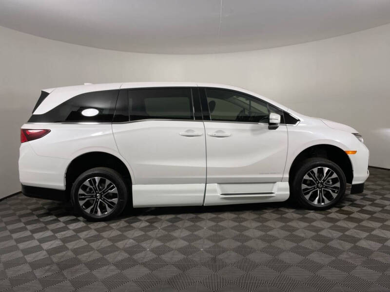 2025 Honda Odyssey Elite