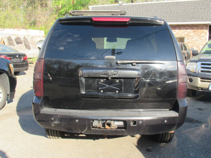 2013 Chevrolet Suburban LS