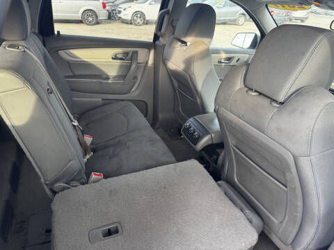 2017 Chevrolet Traverse LS