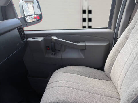 2021 Chevrolet Express 2500