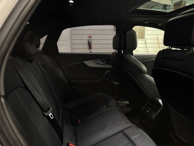 2017 Audi A4 2.0T quattro Premium Plus