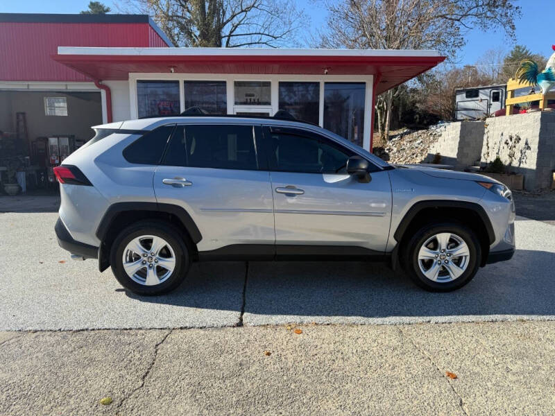2021 Toyota RAV4 Hybrid LE