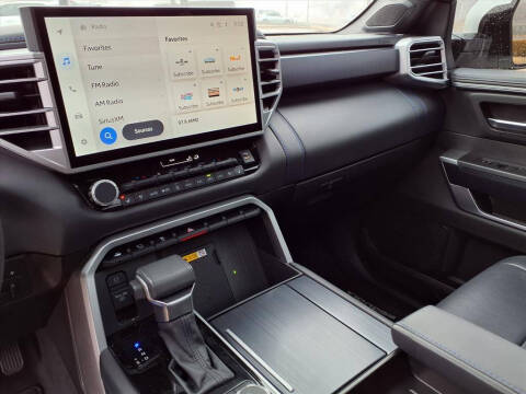 2024 Toyota Sequoia Platinum