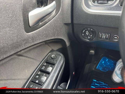 2015 Dodge Charger SXT