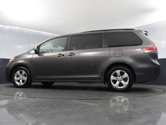 2012 Toyota Sienna