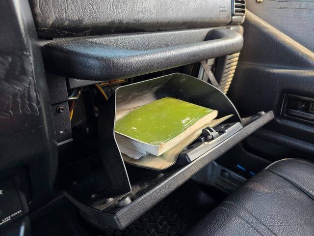 2003 Jeep Wrangler SE