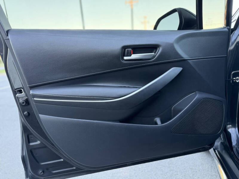 2020 Toyota Corolla Hatchback SE